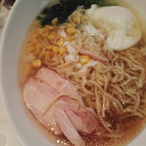 コーンたっぷり！じゃがバター塩ラーメン